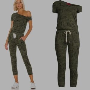 Philanthropy Britton Green Camouflage Jumpsuit Size Large
